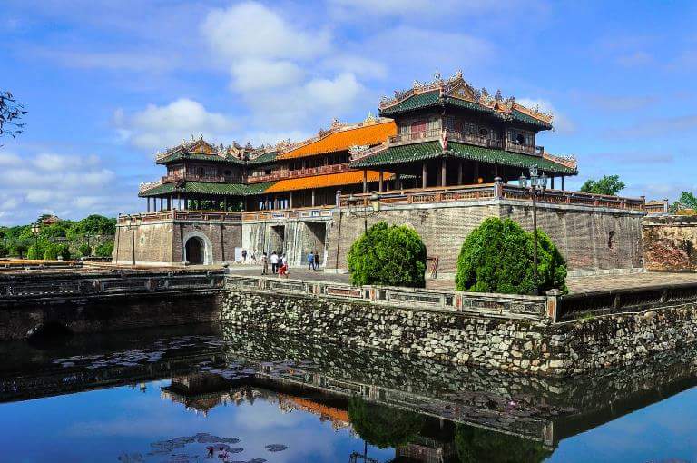 Người nước ngoài thích gì ở Việt Nam Người nước ngoài thích gì ở Việt Nam